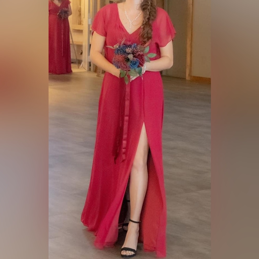 Azazie Rylee Dress in Burgundy Size A10